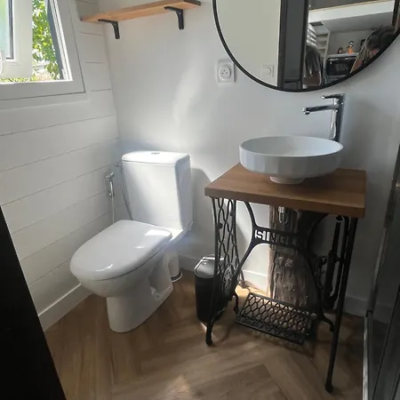 La Tiny Du Rioux Kamp alanı